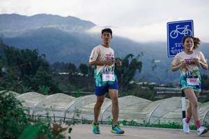 BIB: 8055
                            <button type="button" onclick="openModal(18897419)" class="btn btn-primary btn-sm float-right btn-popup" data-toggle="modal" data-target=".modal-high-quality">
                        <i class="fas fa-shopping-cart"></i> Add to Cart
                    </button>
                                            <button type="button" onclick="isThisMe(18897419, true)" class="btn btn-success btn-sm float-right btn-popup btn-isme hidden" data-toggle="tooltip" data-placement="bottom" title="นี่คือรูปของคุณใช่ไหม คลิกที่นี่เพื่อเอาเข้าอัลบั้ม">
                        <i class="fas fa-plus"></i> Add to album
                    </button>
                    <button type="button" onclick="isThisMe(18897419, false)" class="btn btn-warning btn-sm float-right btn-popup btn-isnotme hidden">
                        <i class="fas fa-ban"></i> Remove from album
                    </button>